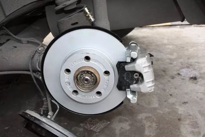 摩托車(chē)剎車(chē)圈,輪轂剎車(chē)圈,鼓式制動(dòng)器,Drum brake,摩托車(chē)制動(dòng)鐵套